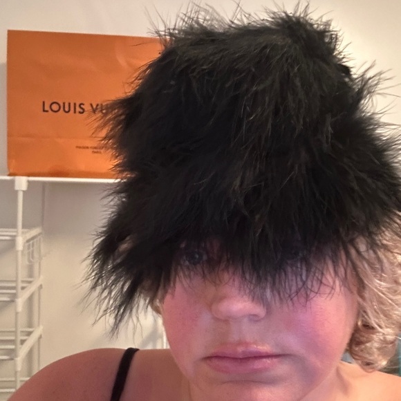 Elegant Black Faux Fur Women's Hat. Vintage! - Picture 5 of 5